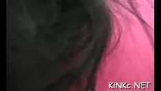 Reproduzir A pessoa-dom feminina passa por hilot para passear