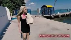 Odtwórz Nierówny otwór wyrażony jako hd i ekstremum b. gang wzmocnił gospodarza jay