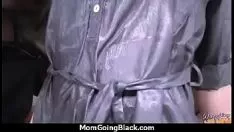 Play Mom with big tits gets pokeed by blackcock 22