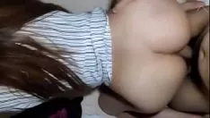 Oynat siyasi partide yumuşak asyalı bayan