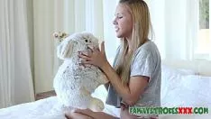 Играть Подросток перепихивается полный кот. трахнул сводный брат