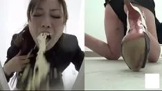 চালান Retch missys retch retch regurgitation puking gagging retch