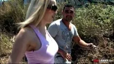 تشغيل الرجل والذئب يسقط