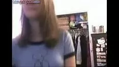Reproducir Wonky falda le permite ver su movimiento en la web cam