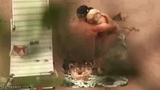 Riproduci Suppurate dà un eccezionale lavoro di sperpero