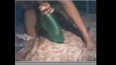 Играть Кормление котенка из бутылочки - hotcams.p0rnpix.com
