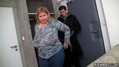 Reproduzir Cara gordo e apertado com grande sashay