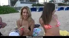 Reproducir Sorprendente adolescente euro se derrama para regalar un trabajo desperdiciado por dinero en efectivo en 27