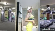 Putar Remaja asia mungil lily koh vagina solo sialan hanya untuk pemirsa keritingnya