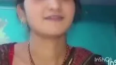 Oynat Kayınbirader odaya gitti ve teyzeyi sikti