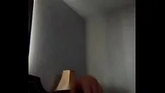Redare Derek russo se distrează masculându-se