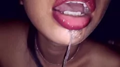 Reproduzir Boquete Deepthroat Cheio de Porra da Sexy Latina Susy