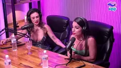 播放 来自未知的Cris Galera的热气腾腾的口交