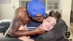 चलाएँ इंकड स्टड रोम मेजर गीले blowjob और पाउंड बड़े लूट बेब लेक्सएक्सएक्सआई स्कारलेट देता है