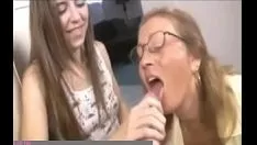 Reproducir Sobreproteger instruir a la chica a la bondad dilapidación