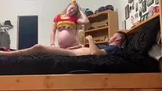 Abspielen Verheiratete Frau lässt mich für Allerheiligen das Sperma aus ihrem Rachen werfen