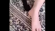 चलाएँ Parityzin bops . के साथ रईस लीला के कदम
